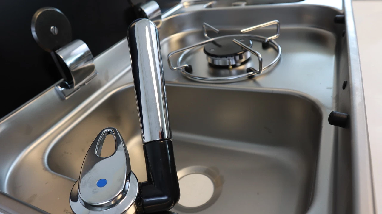 CAN FL1766 - FL1765 2 Burner Hob & Sink Camper Van Combination Unit 9 CAN FL1766 - FL1765 2 Burner Hob & Sink Camper Van Combination Unit - Image 7