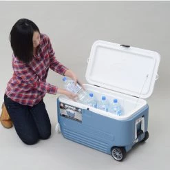 Igloo MaxCold 60 Roller Cool Box Wheeled Ice Chest -Camping Sales Store maxcold 60 quart open filling 23805.1425296394 1